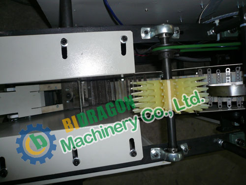 plastic-coffee-sticks-bundling-machine