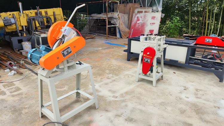 bamboo sawing machine