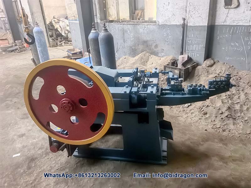 Z94-4C wire nail making machine