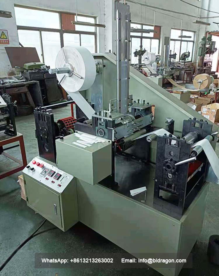 Four sides packing machine for ice cream spoon