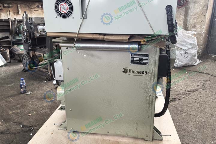 Tri-carved Cutting Machine to Turkey